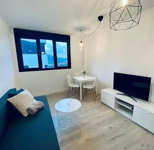 Acogedor Y Comodo Con Piscina *