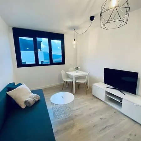 Acogedor Y Comodo Con Piscina *