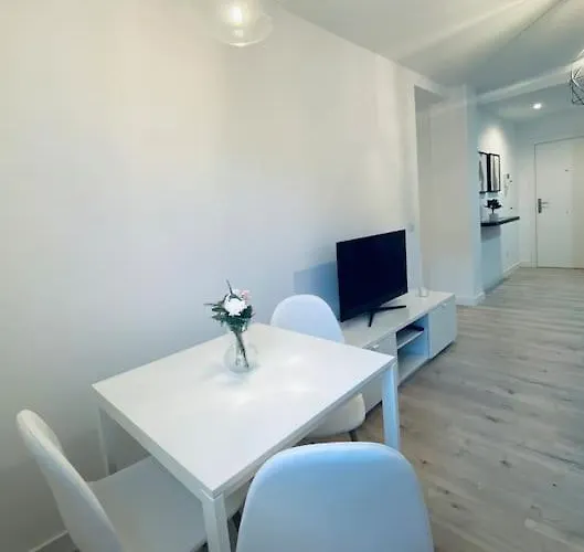 Apartmán Acogedor Y Comodo Con Piscina *